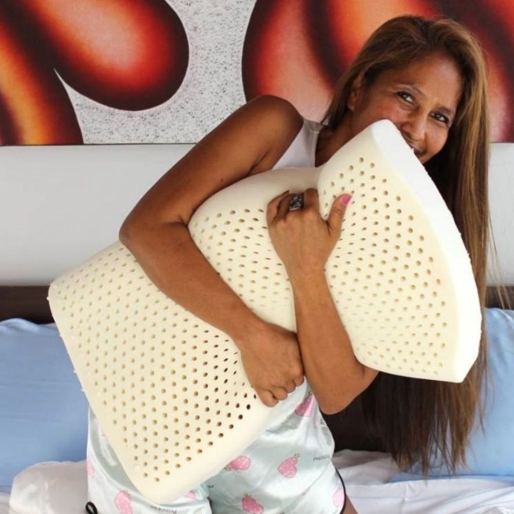 Ergonomic Latex Pillow: image 11